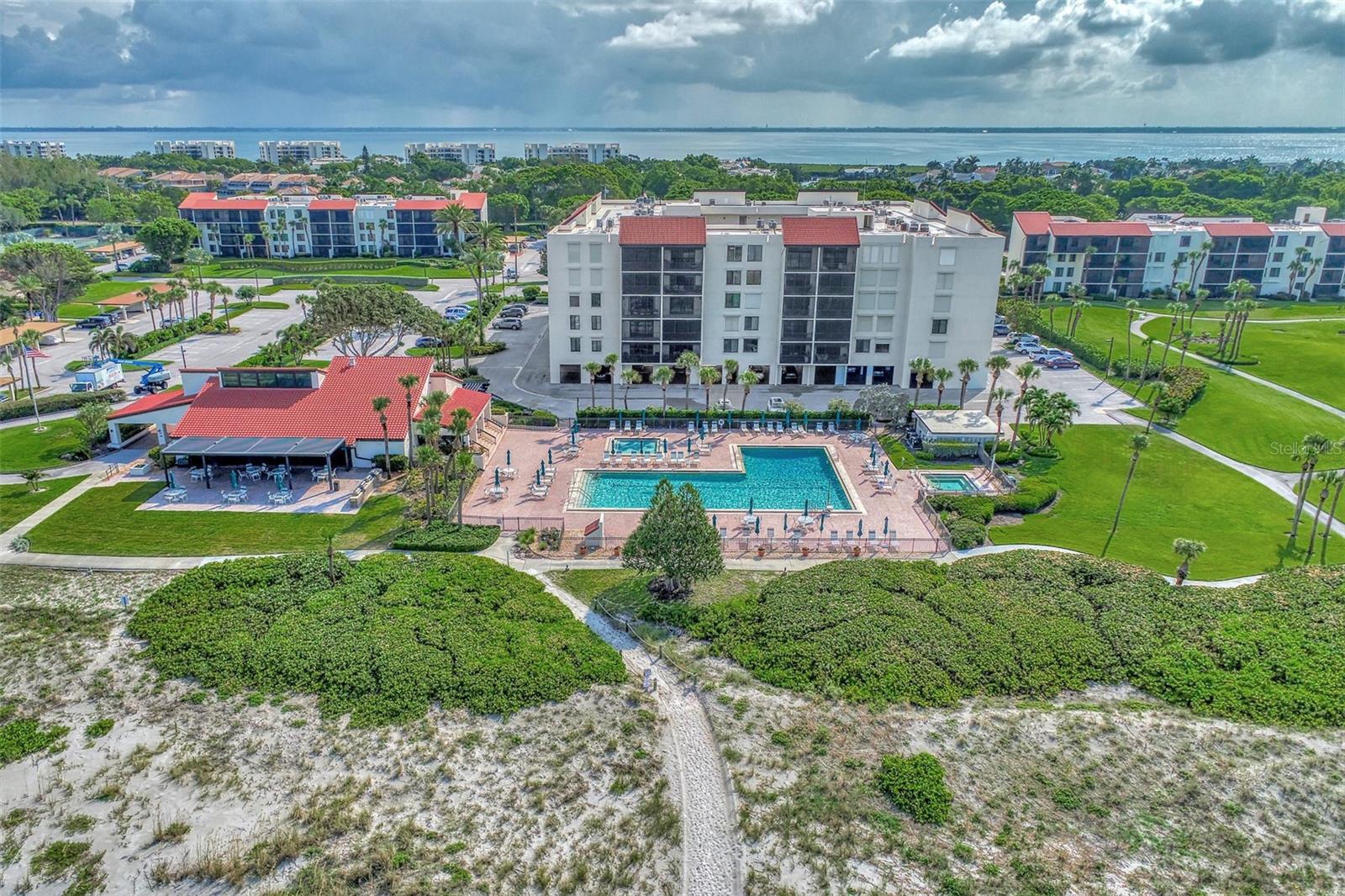 1945 GULF OF MEXICO DR #M2-414 — photo 62