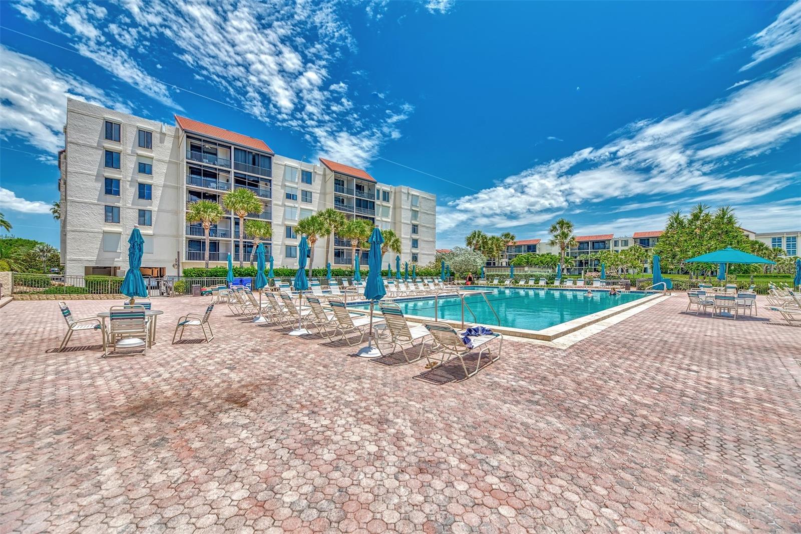 1945 GULF OF MEXICO DR #M2-414 — photo 45