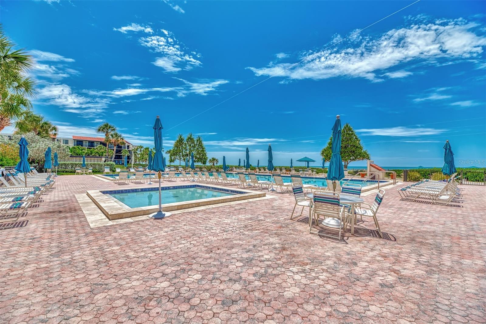 1945 GULF OF MEXICO DR #M2-414 — photo 43