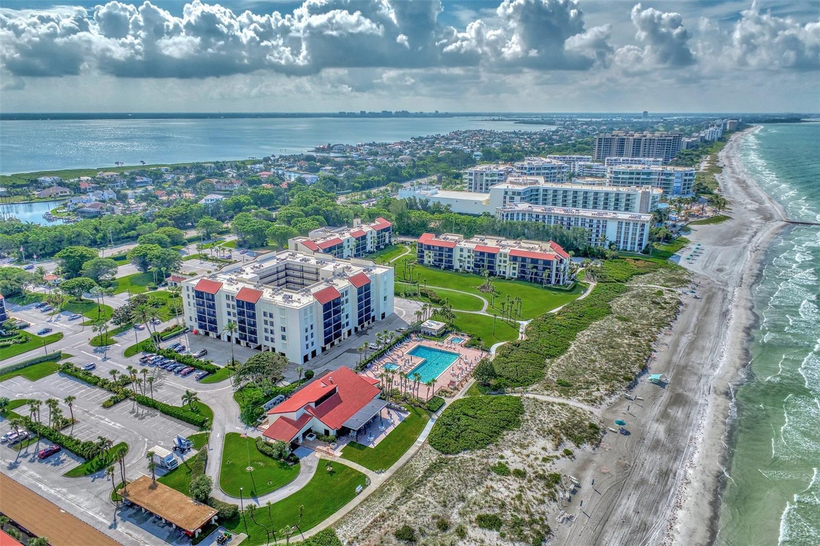 1945 GULF OF MEXICO DR #M2-414 — photo 58