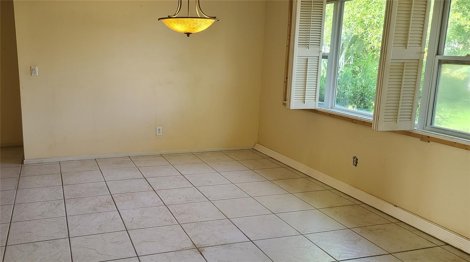 8665 MOCKINGBIRD LN — photo 13