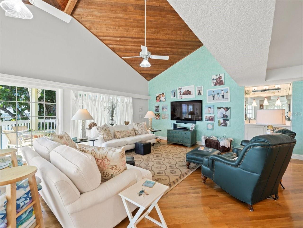 20052 GULF BLVD — photo 31