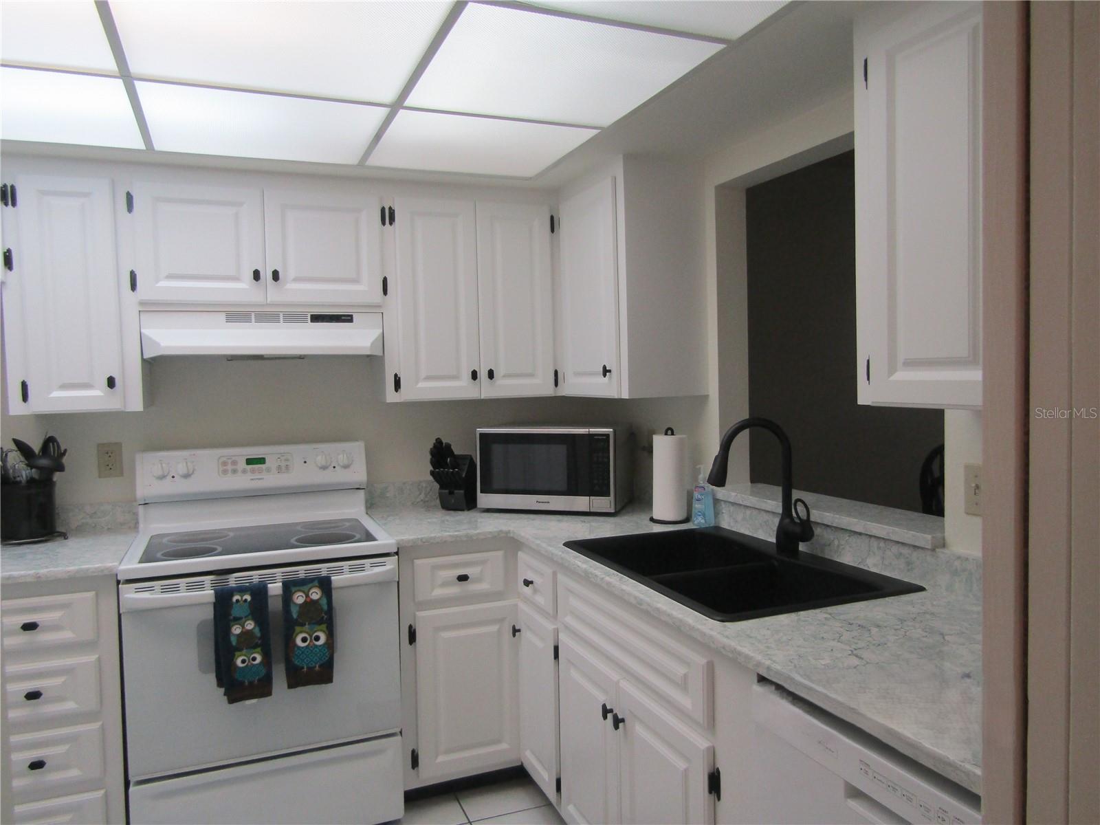 7050 W COUNTRY CLUB DR N #10-A — photo 10