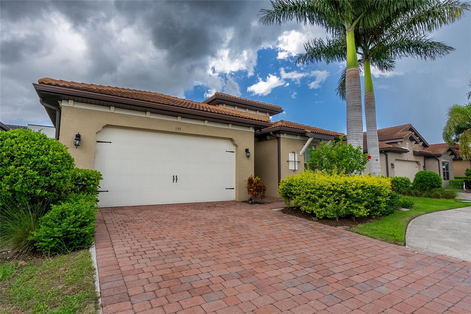 139 MARAVIYA BLVD — photo 2