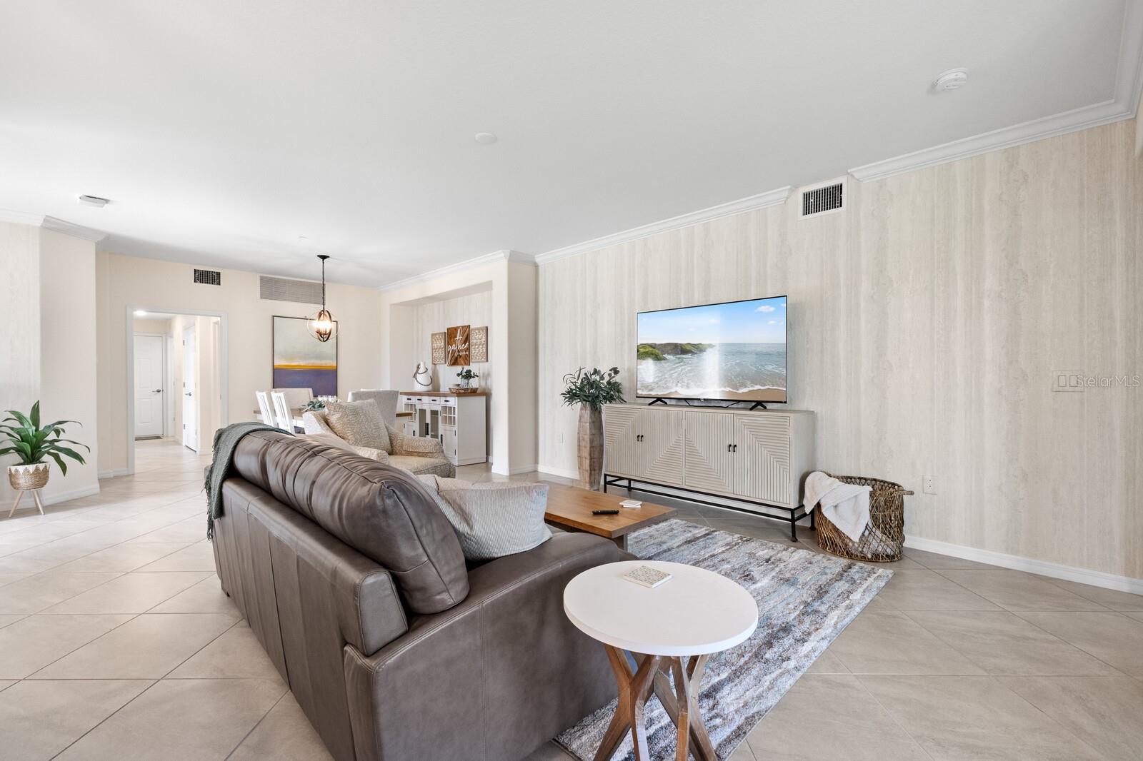 18117 GAWTHROP DR #104 — photo 9