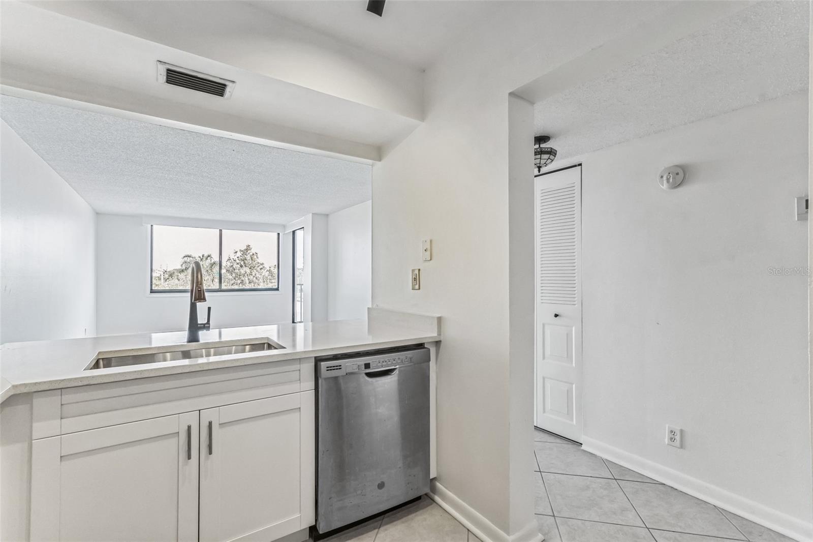 6219 PALMA DEL MAR BLVD S #301 — photo 9