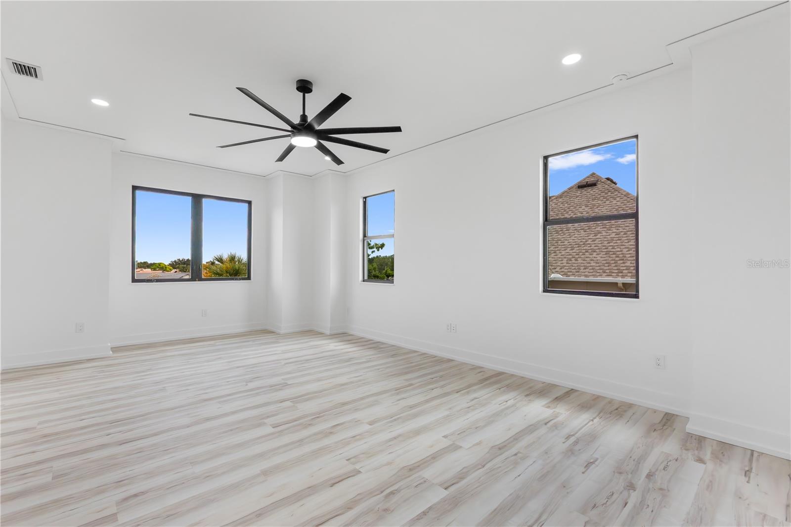 2121 BAYOU GRANDE BLVD NE — photo 40