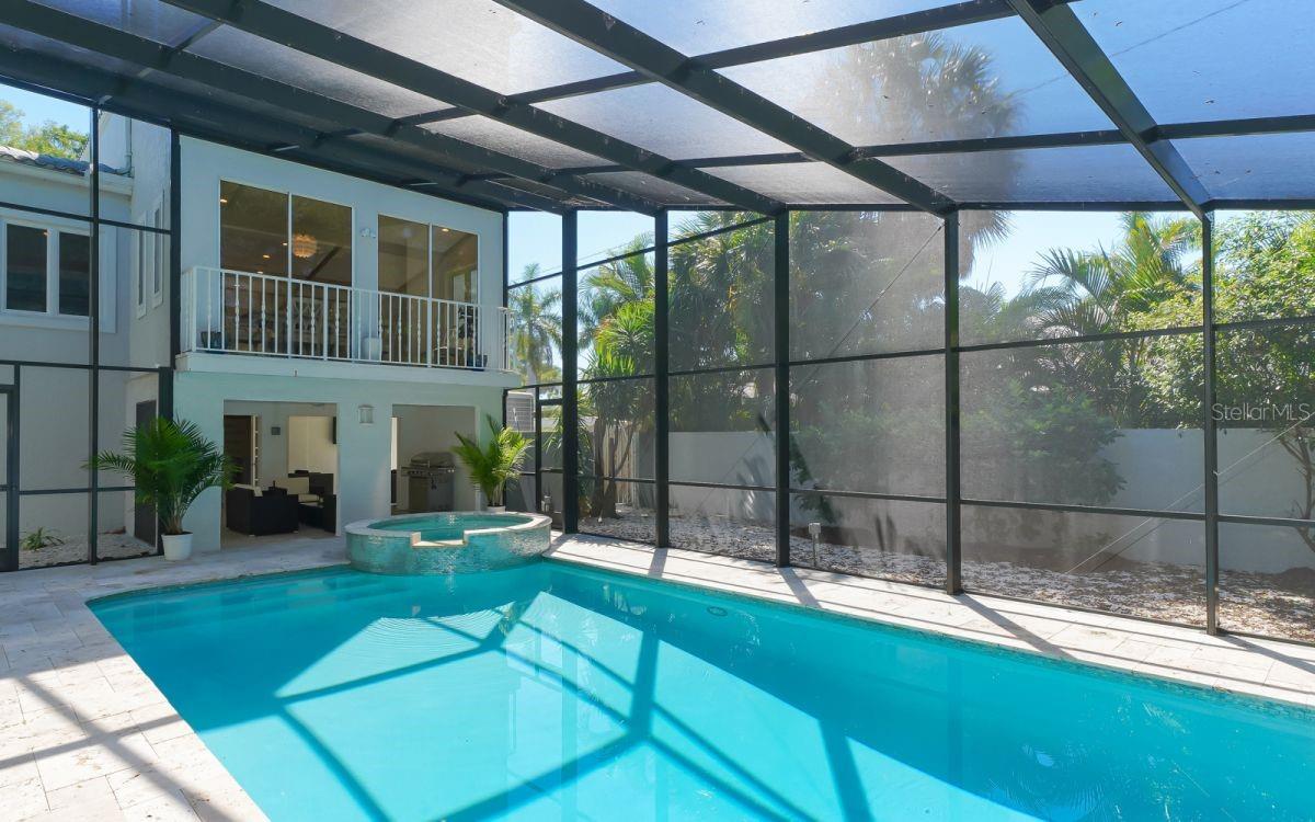 228 VAN BUREN DR — photo 6