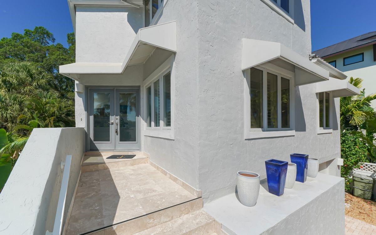 228 VAN BUREN DR — photo 47
