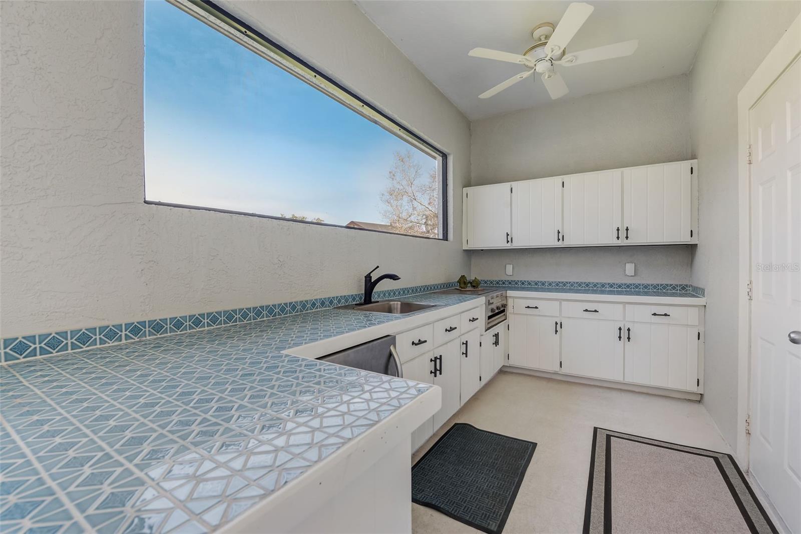 4653 HADFIELD DR — photo 61