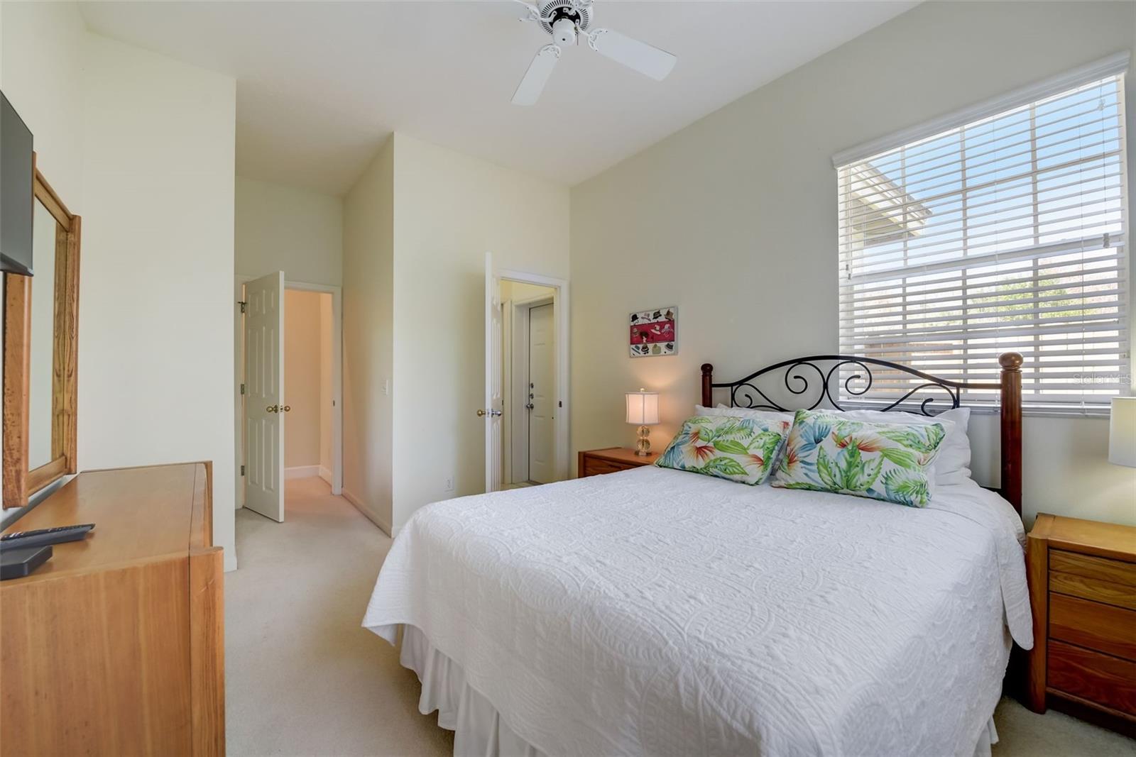 4653 HADFIELD DR — photo 14