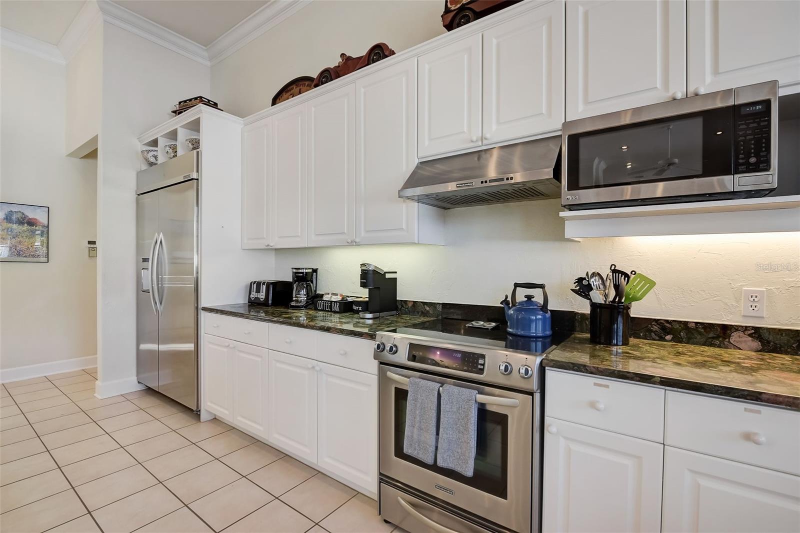 4653 HADFIELD DR — photo 7