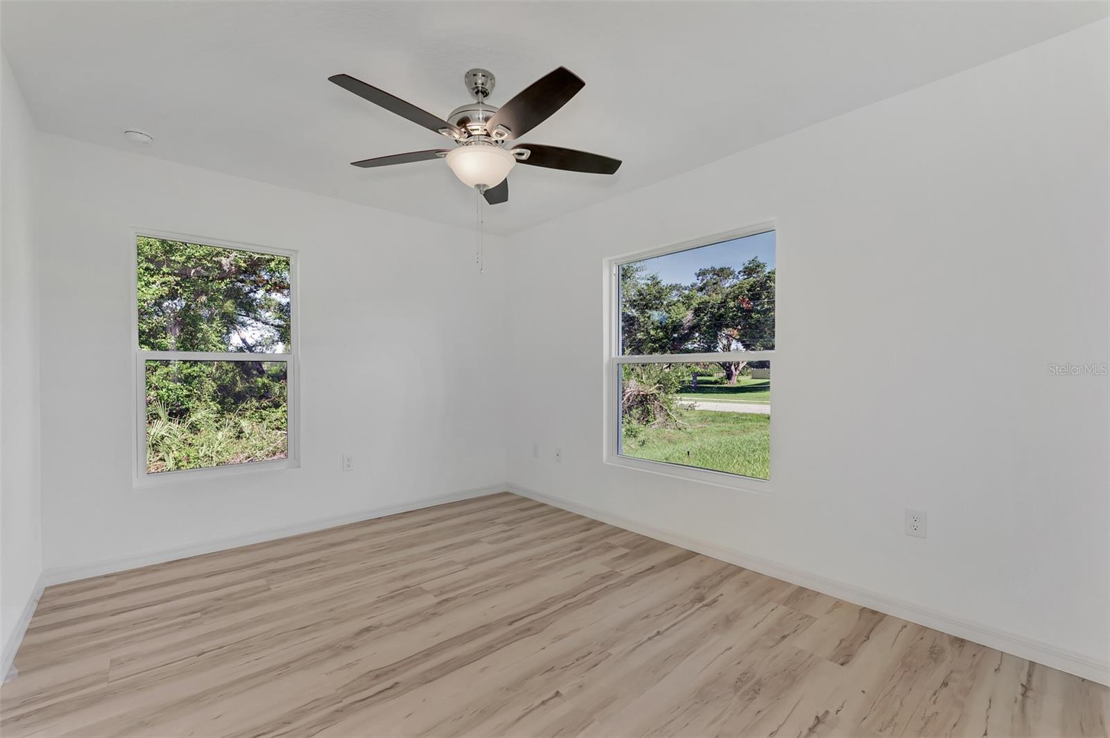 4582 ENID LN — photo 33