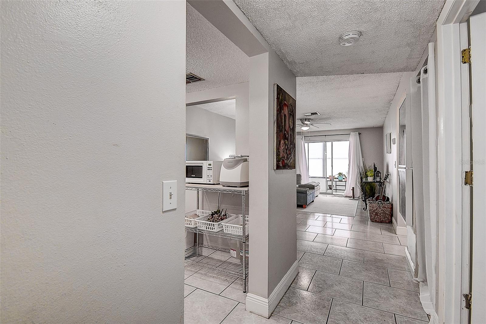 2438 ENTERPRISE RD #6 — photo 5