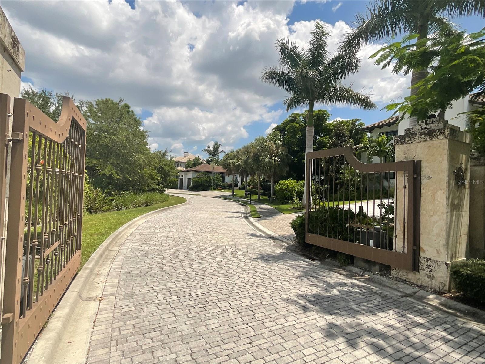 0 SHARSWOOD LN — photo 20