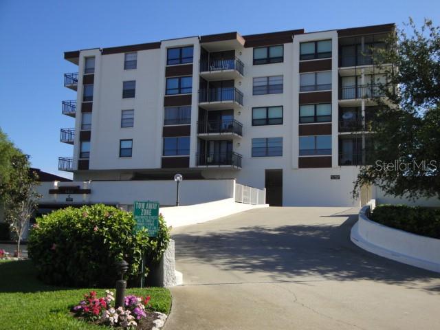 6177 SUN BLVD #405 — photo 2