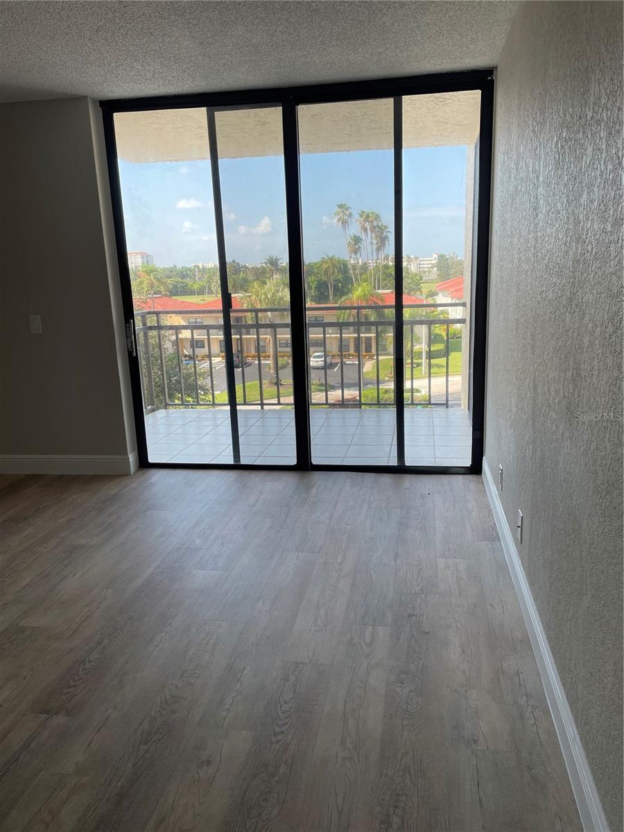 6177 SUN BLVD #405 — photo 5