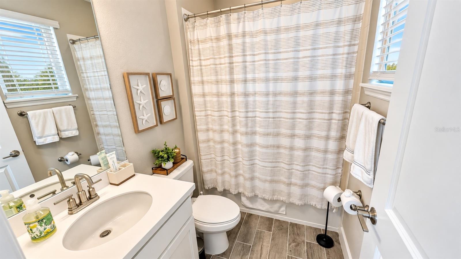 5419 SUMMIT GLN — photo 28