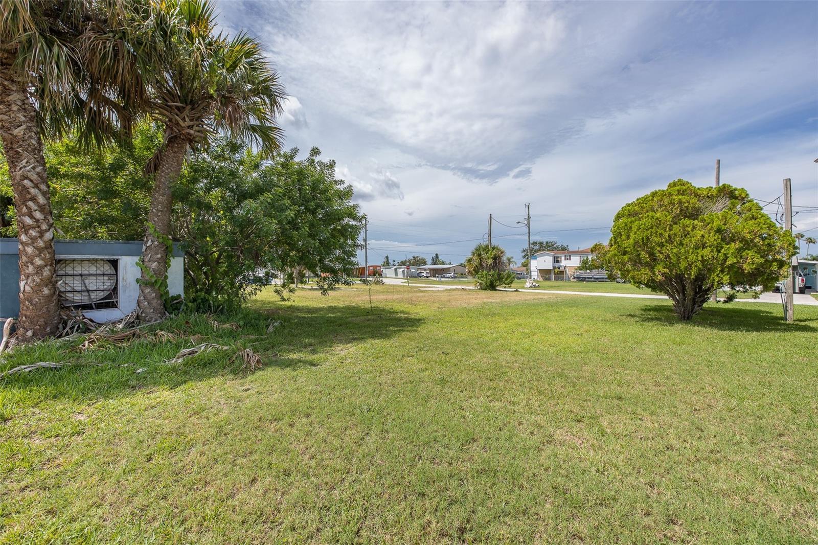 13008 BALLAST CT — photo 4