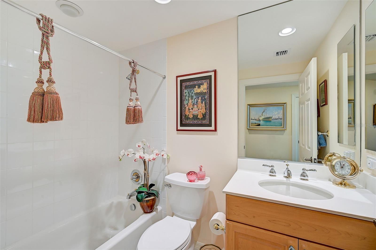 409 N POINT RD #502 — photo 20
