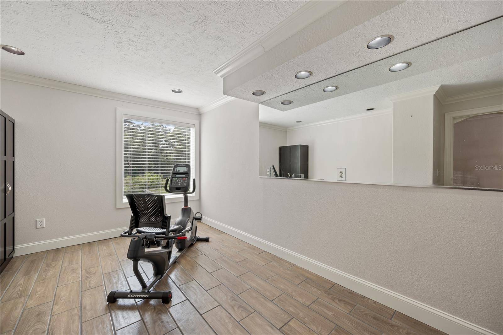 1109 BELCHER RD — photo 18