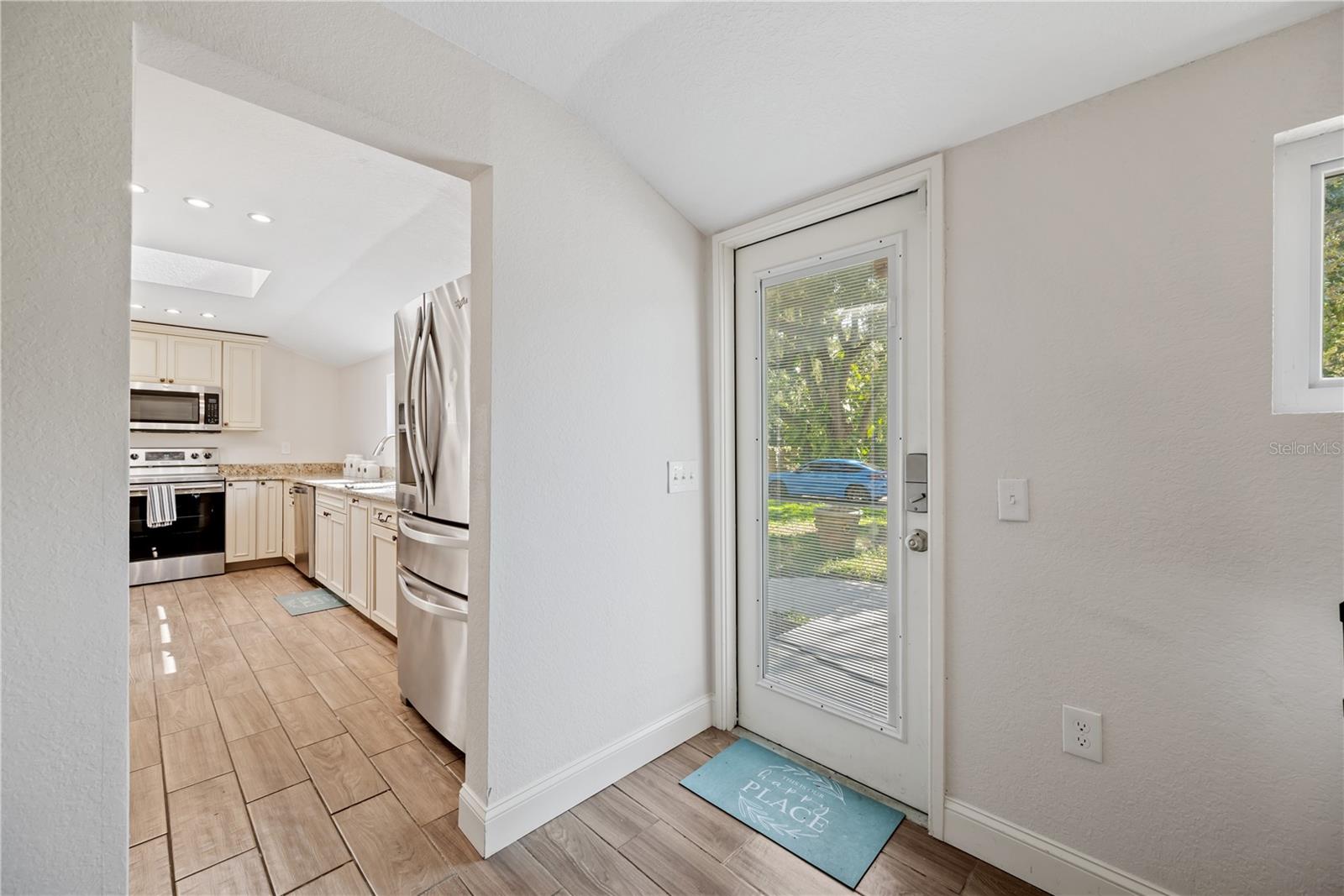 1109 BELCHER RD — photo 39