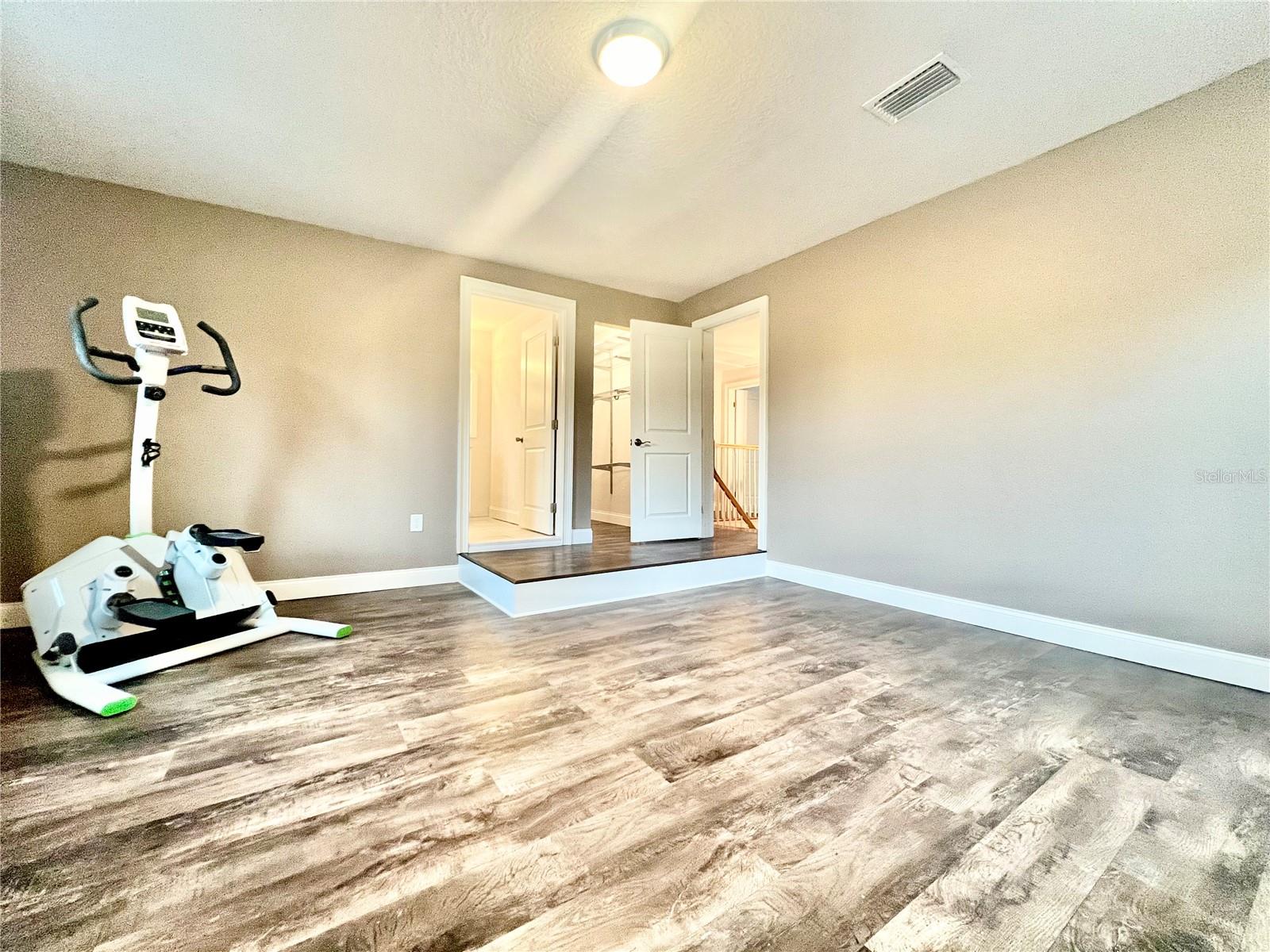 1109 BELCHER RD — photo 50