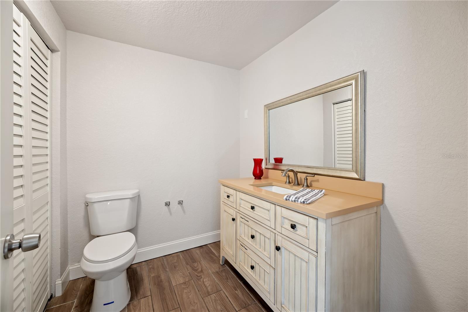 1109 BELCHER RD — photo 37