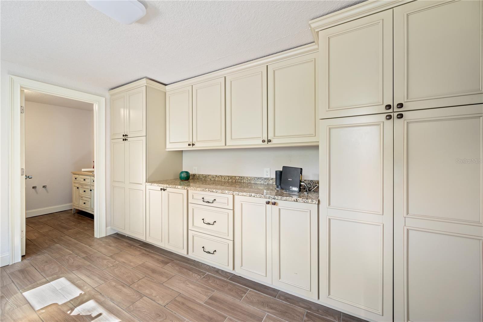 1109 BELCHER RD — photo 35