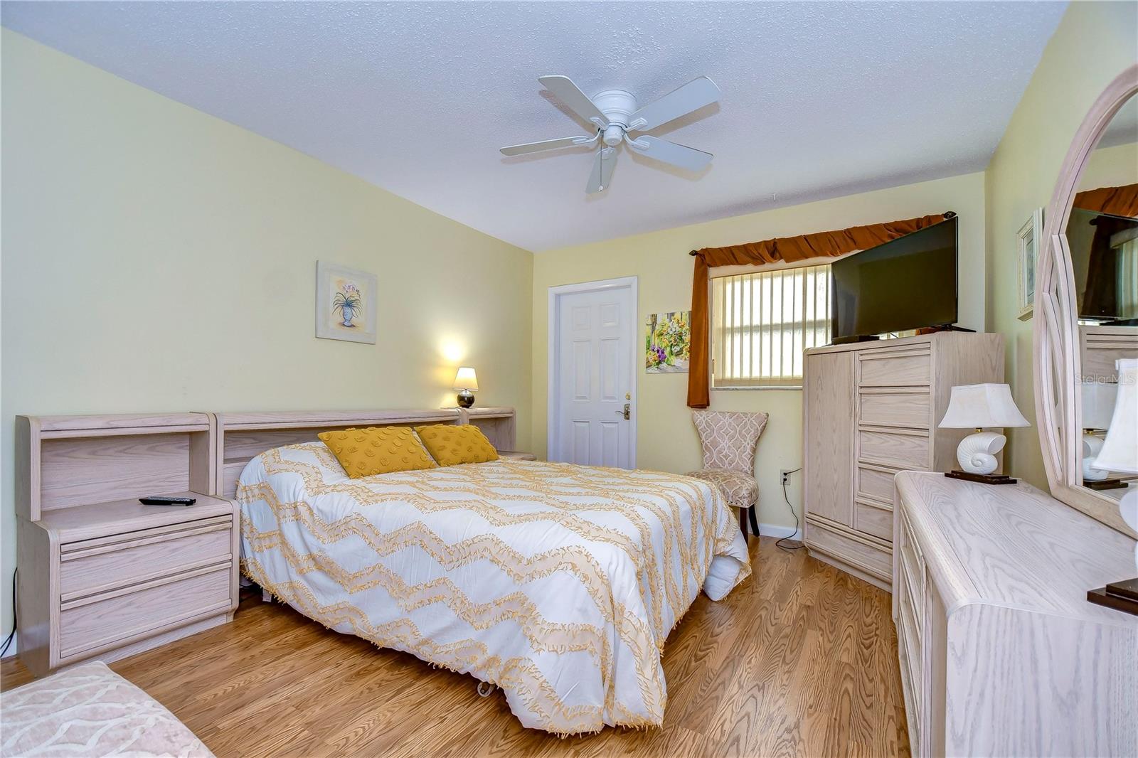 1893 SHORE DR S #206 — photo 22