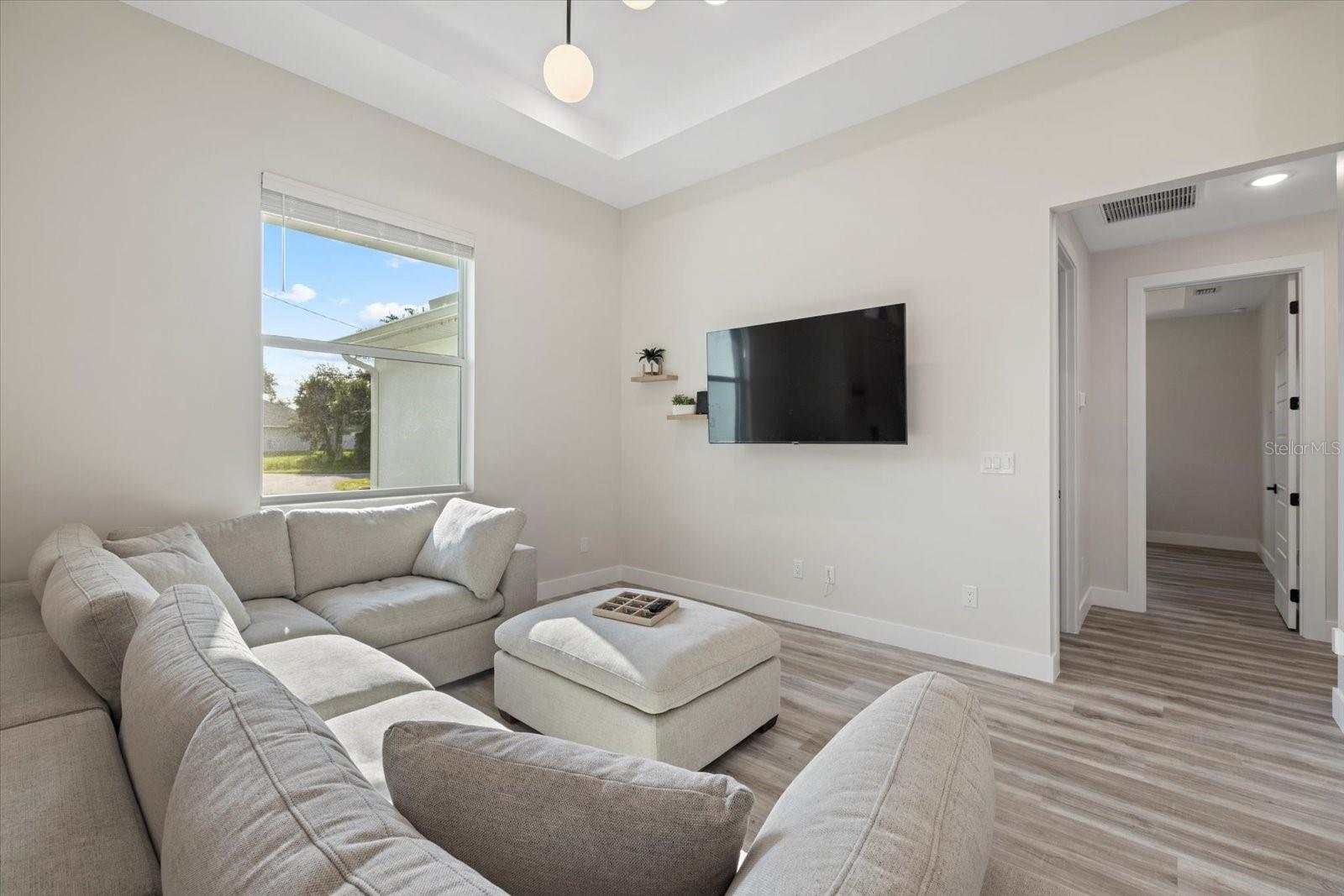 2938 JASON ST — photo 2