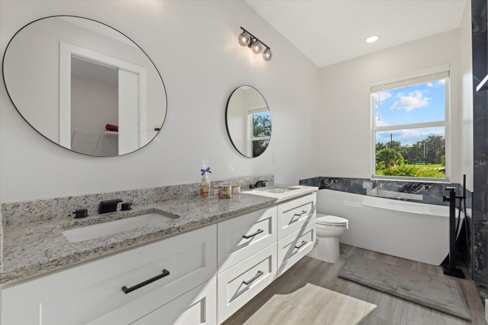 2938 JASON ST — photo 18