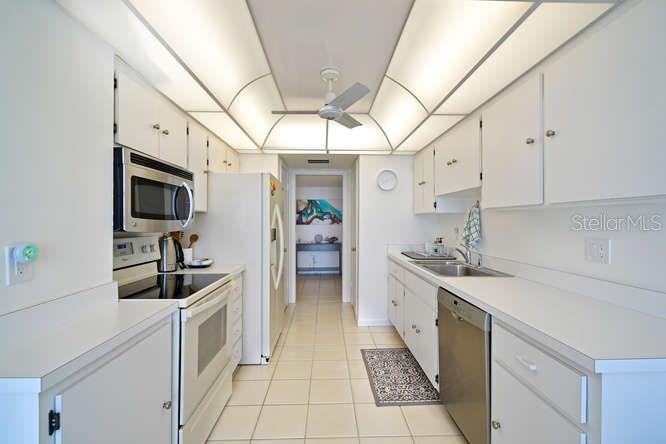 2425 GULF OF MEXICO DR #7F — photo 16