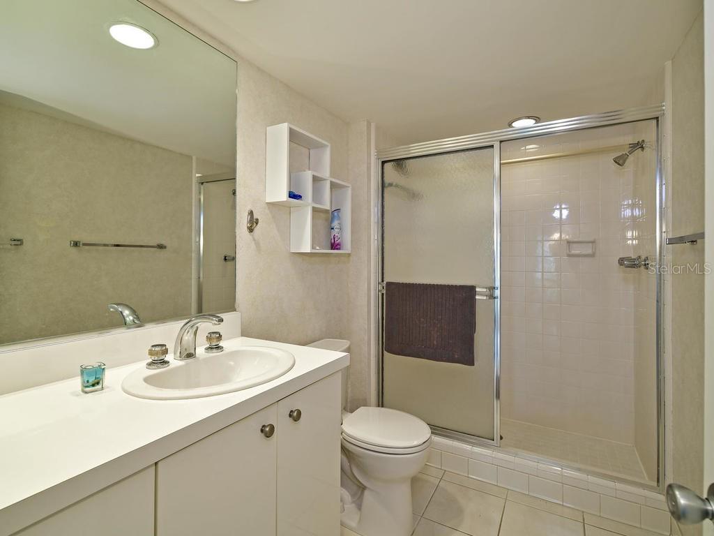 2425 GULF OF MEXICO DR #7F — photo 34