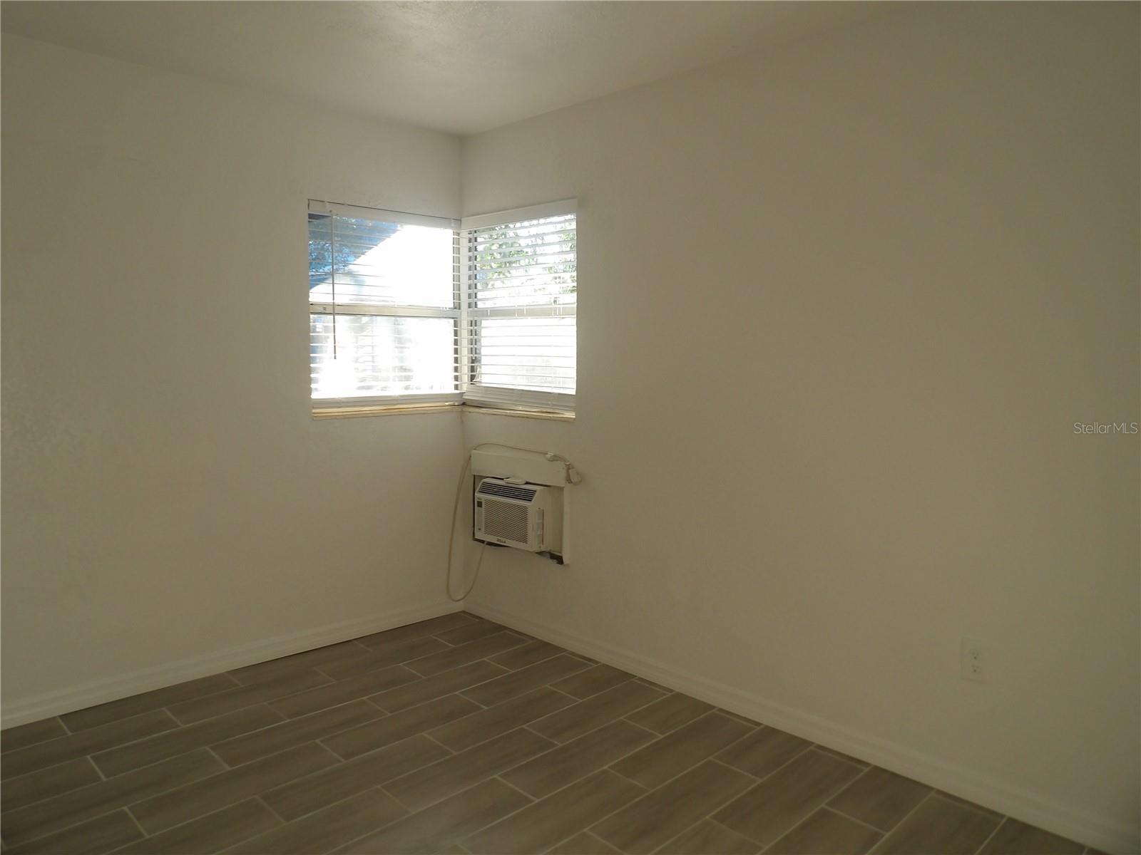 14975 1ST ST E — photo 21