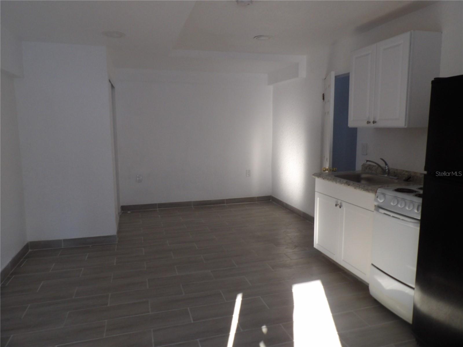 14975 1ST ST E — photo 24