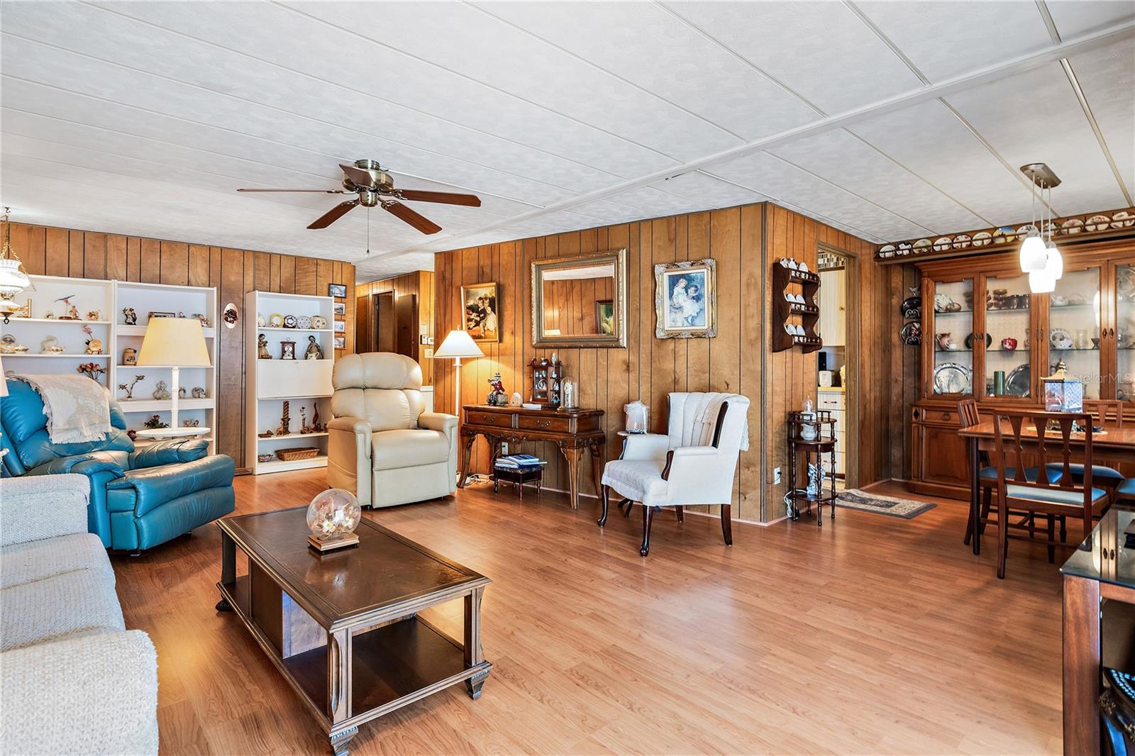 3410 SPANISH OAK TER — photo 3