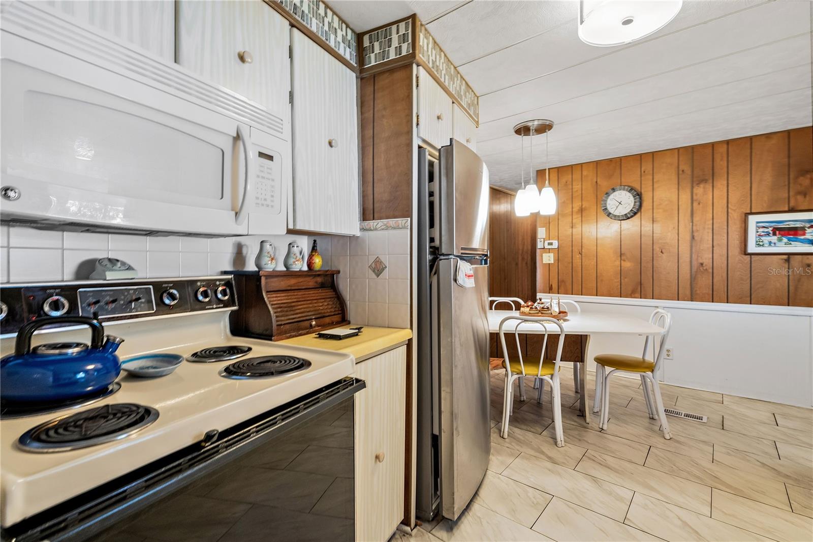 3410 SPANISH OAK TER — photo 21