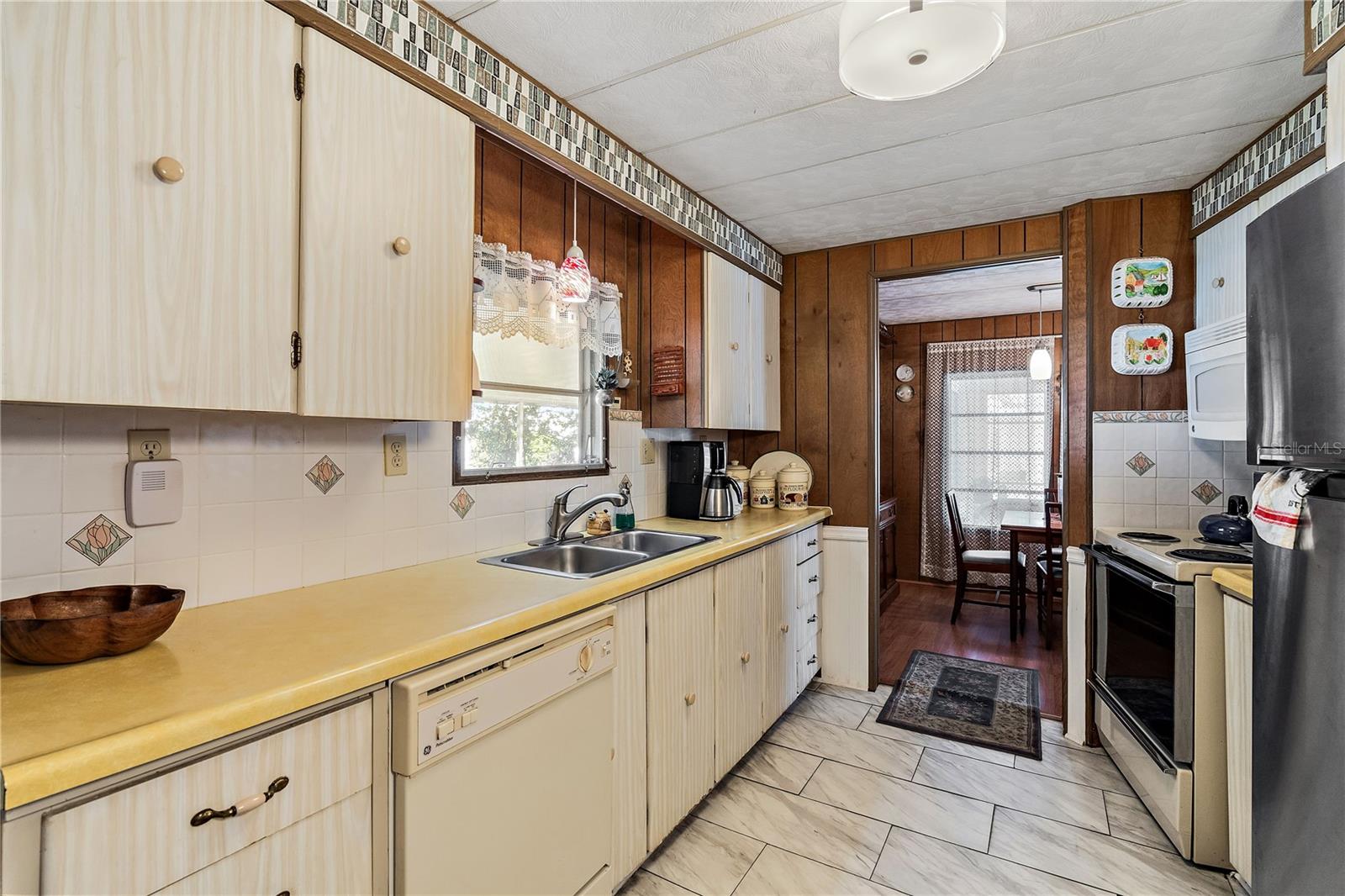 3410 SPANISH OAK TER — photo 19