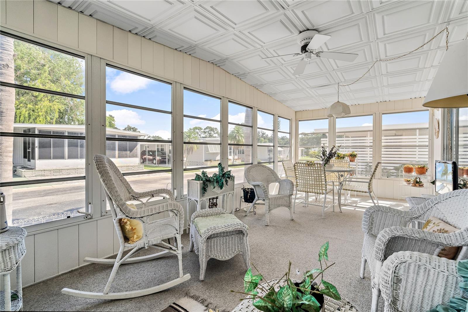 3410 SPANISH OAK TER — photo 12
