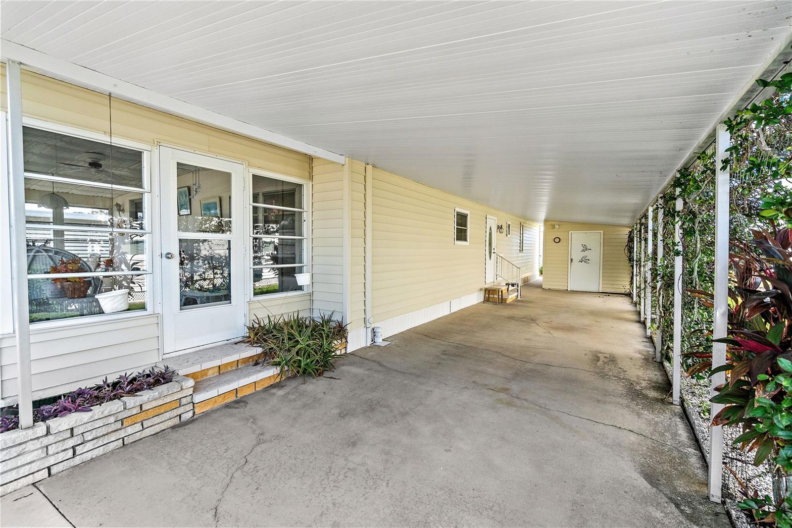 3410 SPANISH OAK TER — photo 33