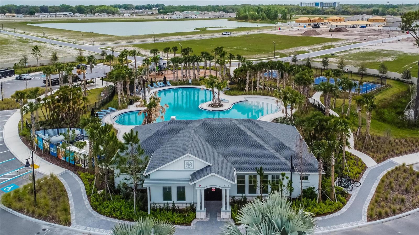3508 COASTAL DUSK DR — photo 44