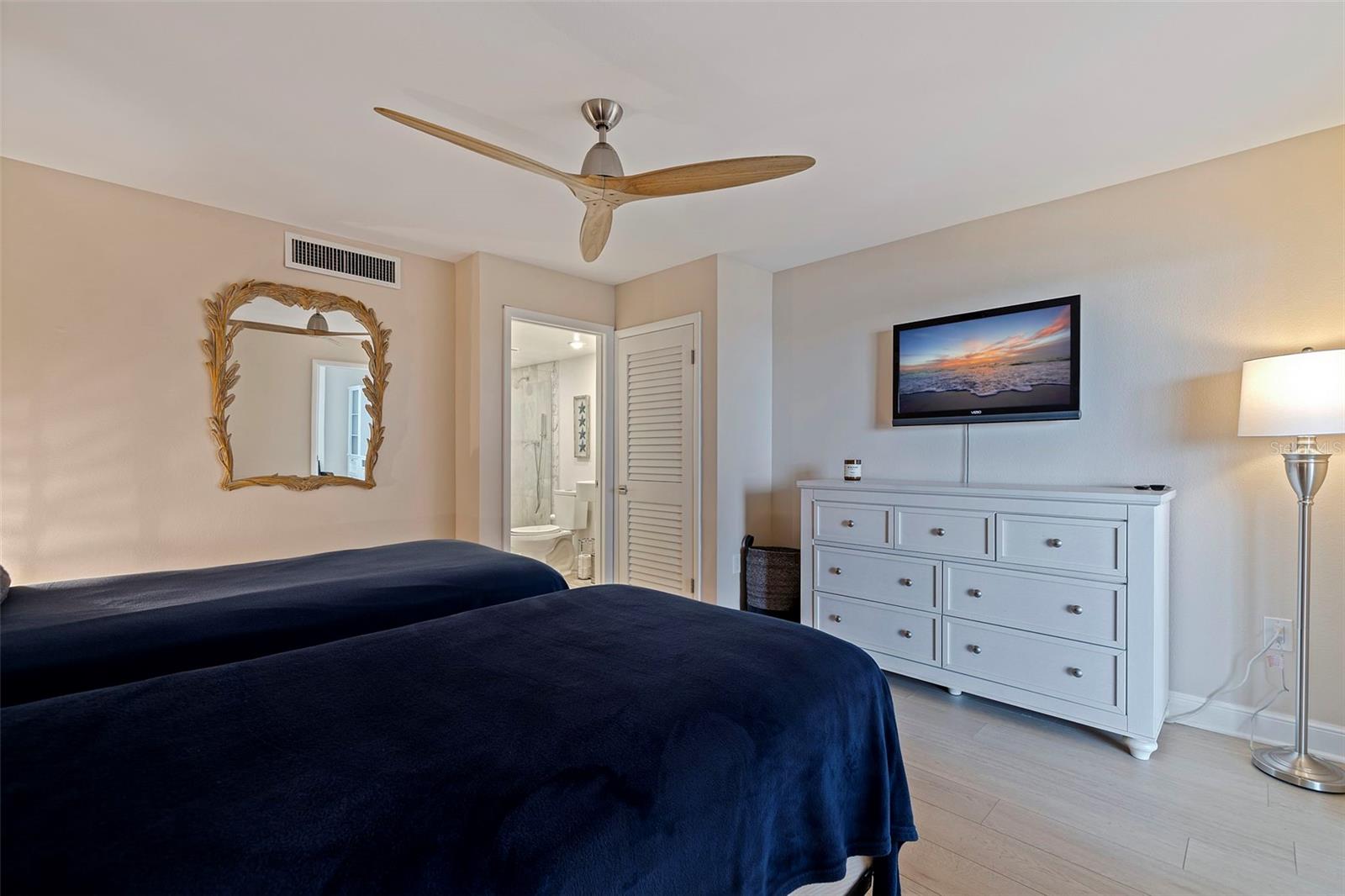 7650 BAYSHORE DR #1005 — photo 30