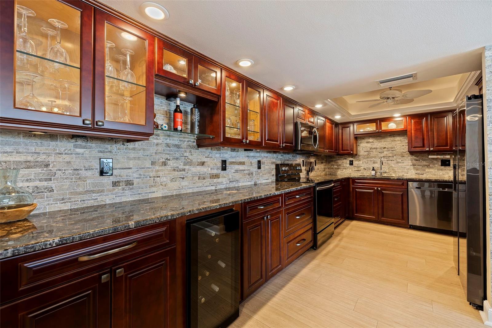 7650 BAYSHORE DR #1005 — photo 20