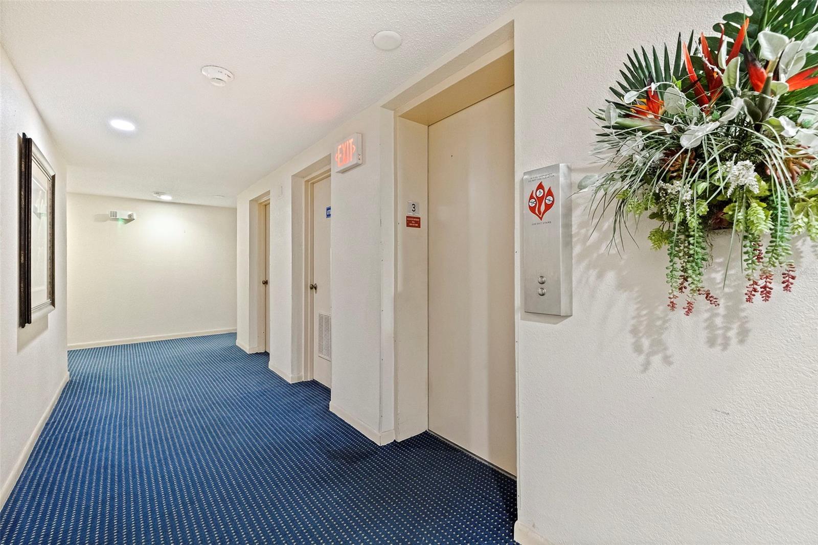 6145 SUN BLVD #304 — photo 4