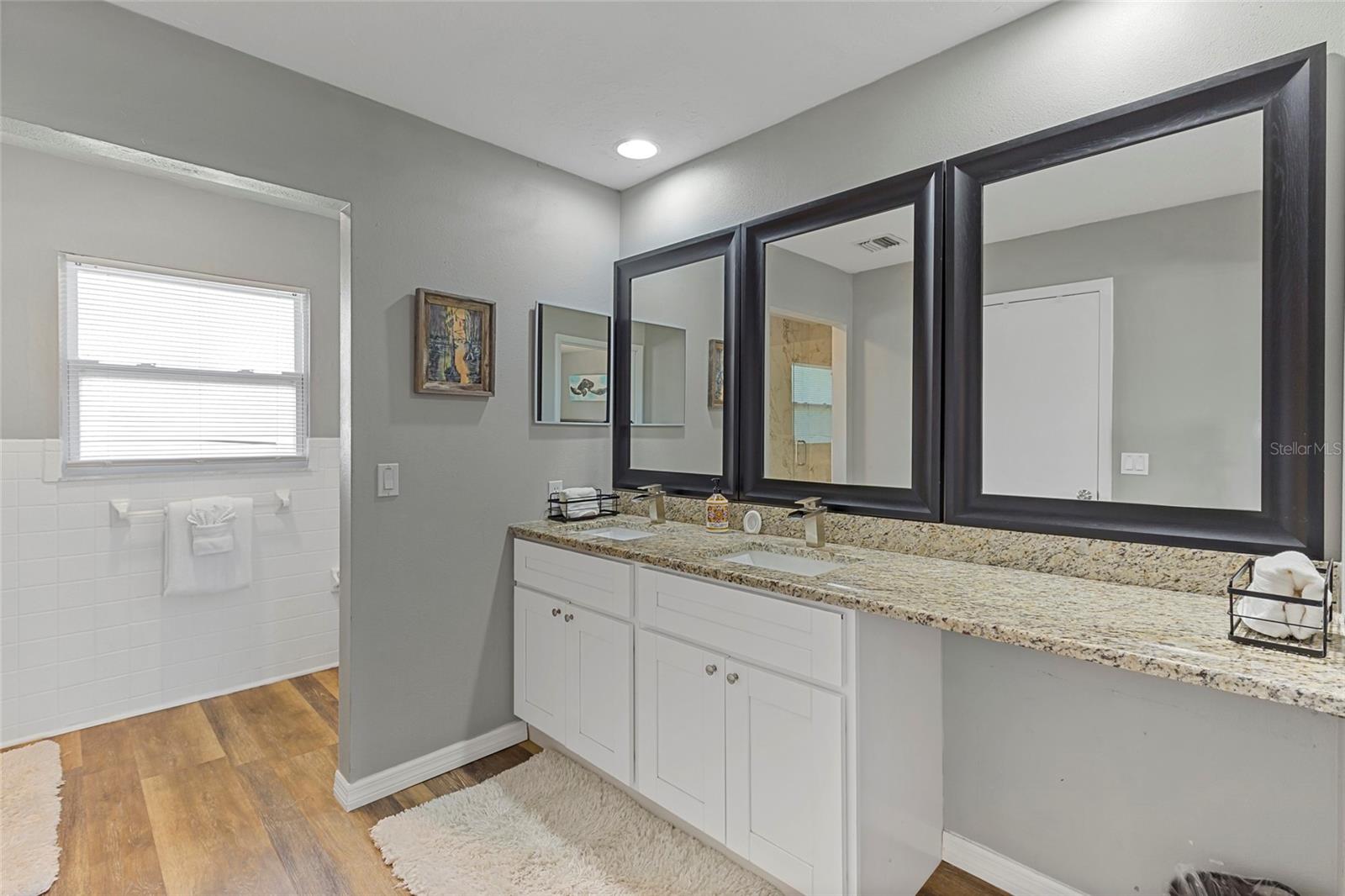309 SHORE T RD — photo 23