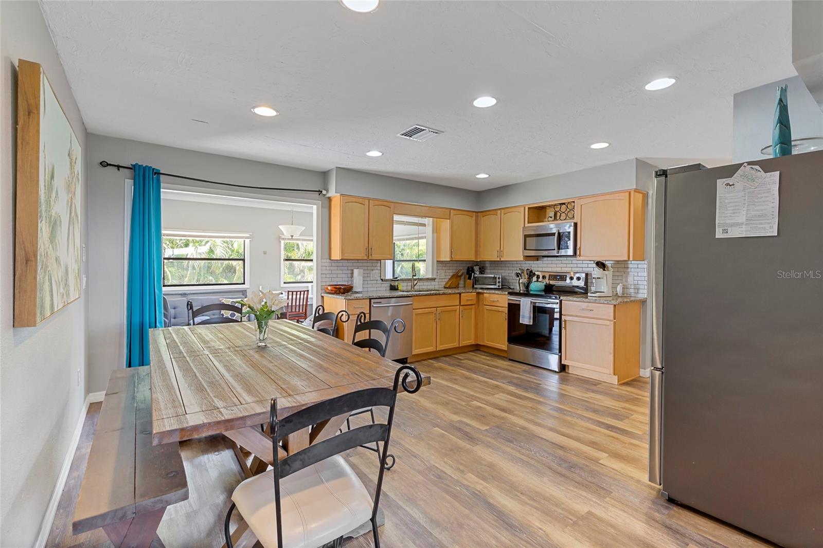 309 SHORE T RD — photo 16