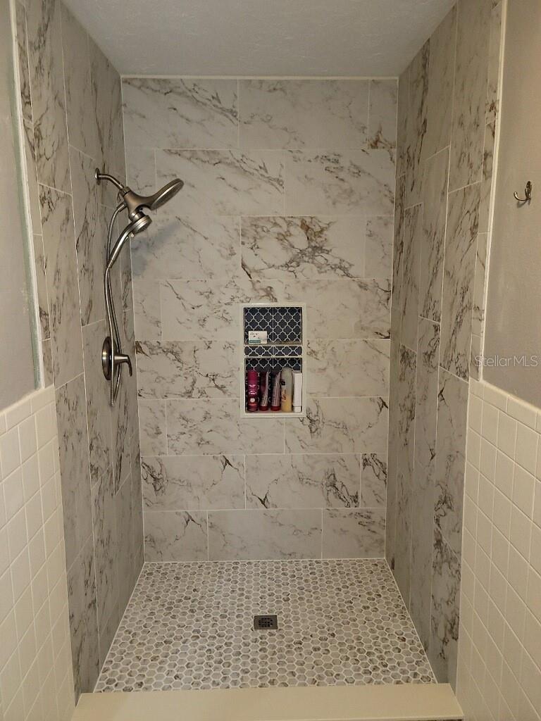 309 SHORE T RD — photo 25