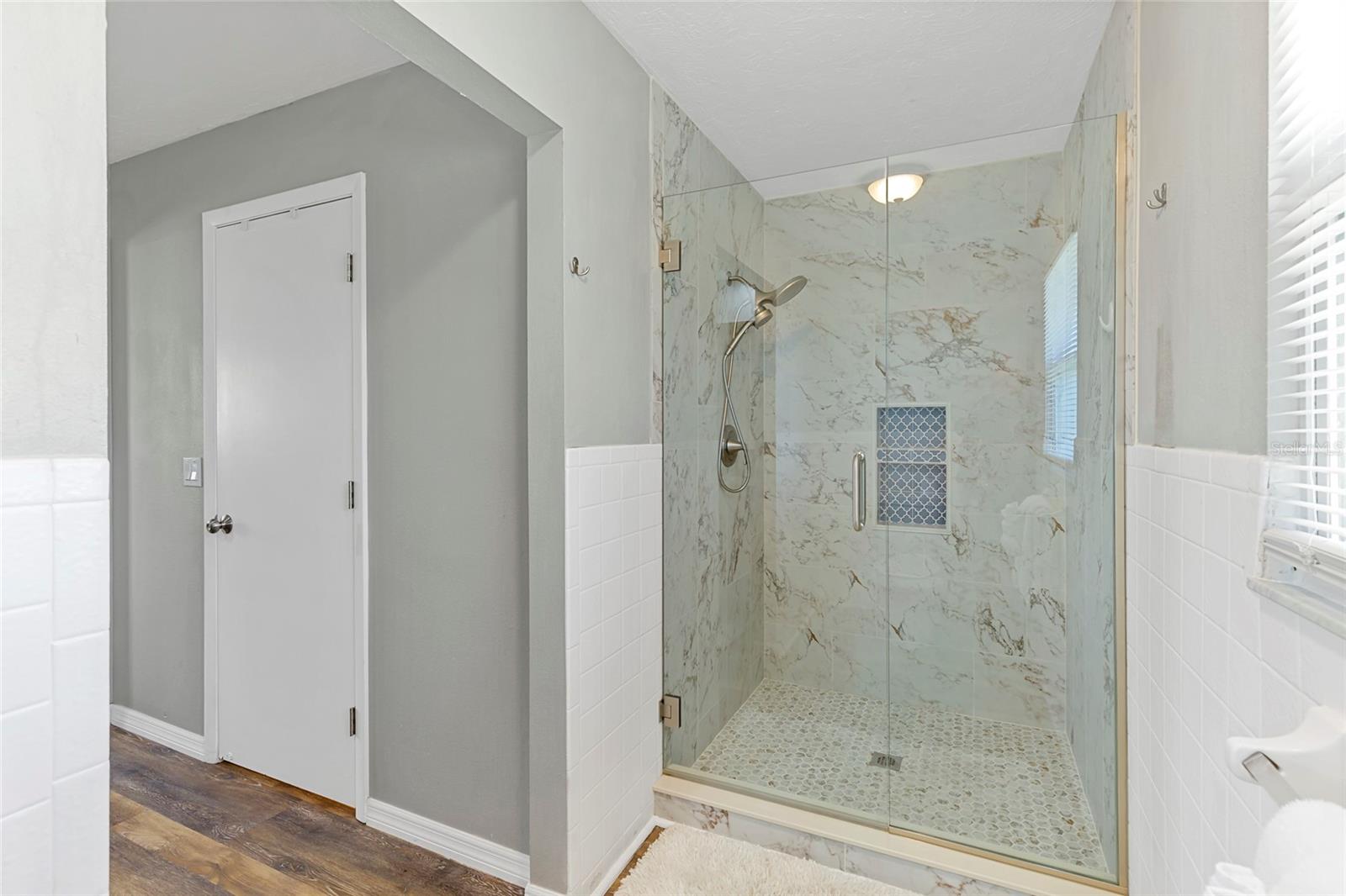 309 SHORE T RD — photo 24