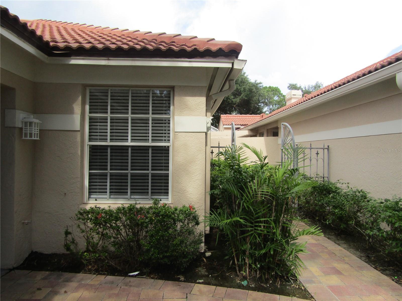 4026 LYNDHURST CT #13 — photo 4